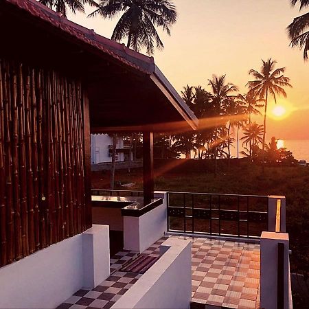 Sherly Cottages Varkala Exteriör bild